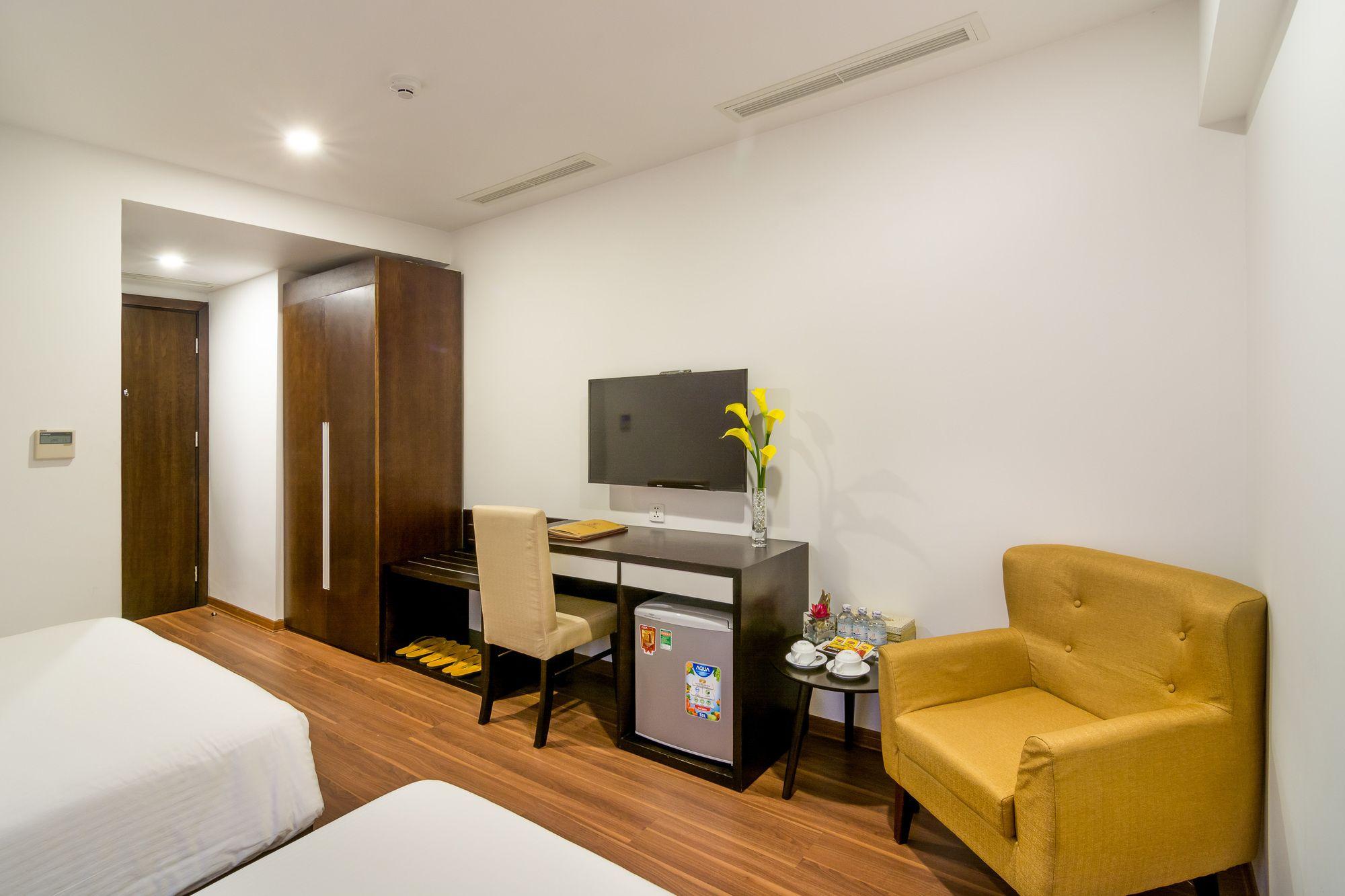 Dana Marina Boutique Hotel Дананг Екстер'єр фото