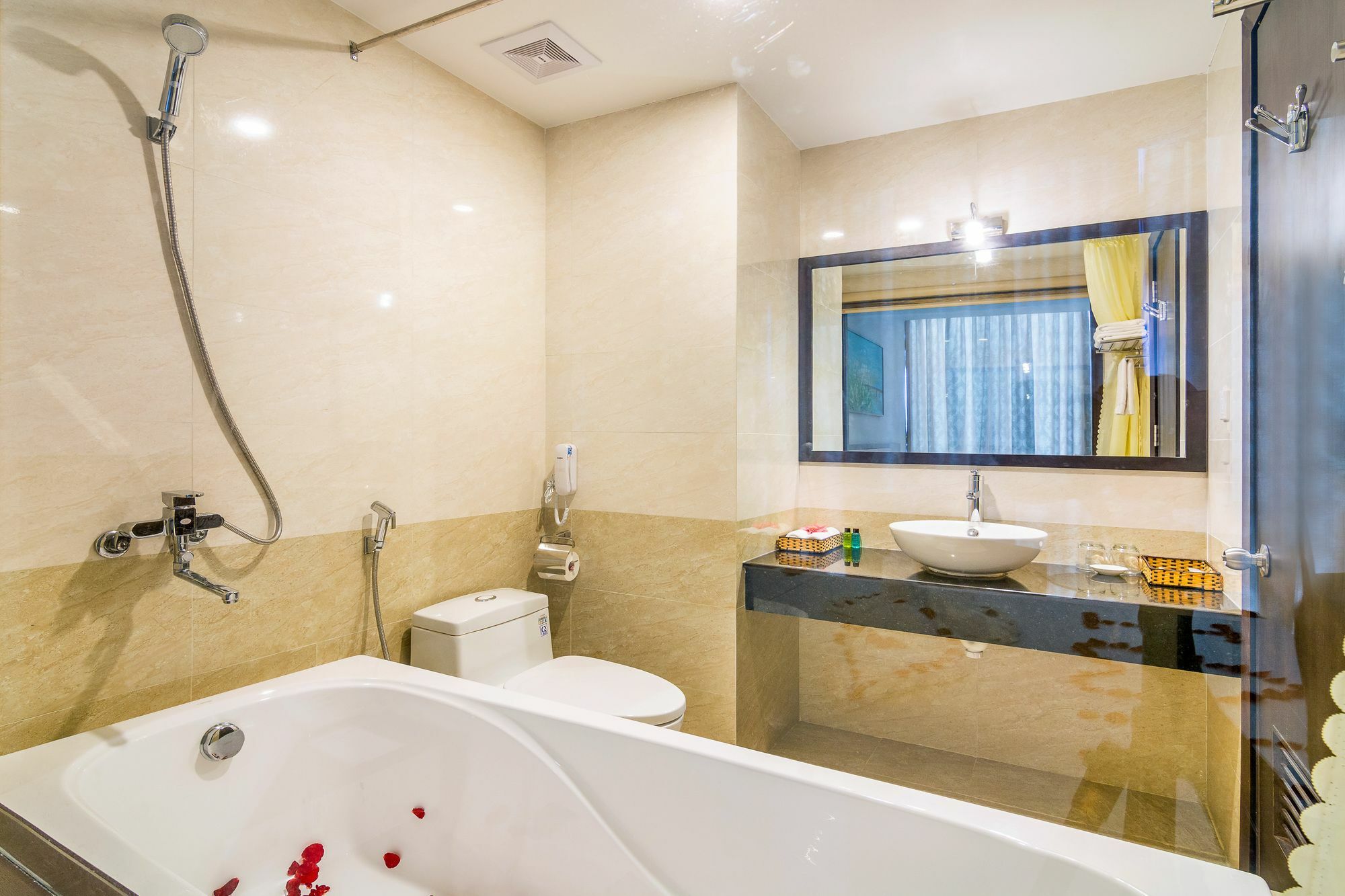 Dana Marina Boutique Hotel Дананг Екстер'єр фото
